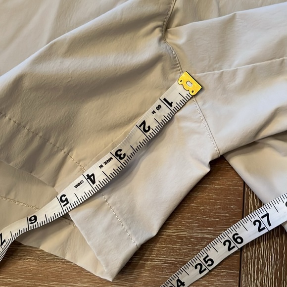 J Crew Women's 5 inch Tech Active Shorts Recycled Stretch Nylon Stone Size 12 - Picture 6 of 6